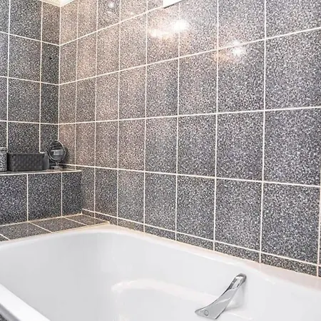 Holiday home Maison La Pinede Authentique & Familiale Vue