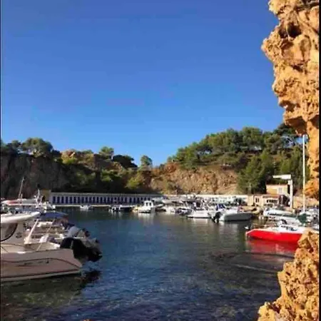 Maison La Pinede Authentique & Familiale Vue Holiday home *