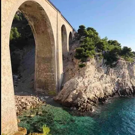 Maison La Pinede Authentique & Familiale Vue Holiday home *