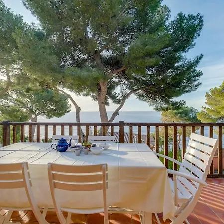 Maison La Pinede Authentique & Familiale Vue Holiday home Ensues-la-Redonne